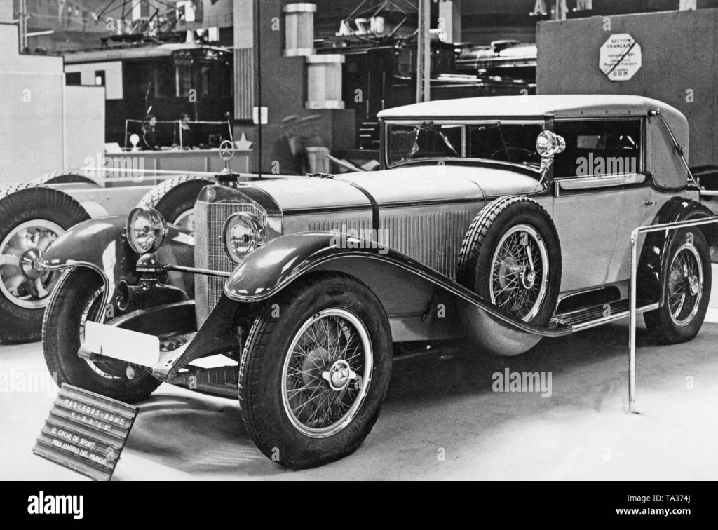 mercedes-ss-kompressor-cabriolet-w06-at-the-world-exposition-in-barcelona-1929-TA374J.jpg